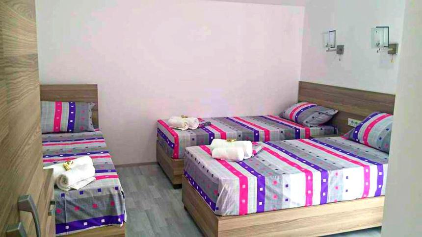 Atina Lux Hostel Leskovac  Exterior foto